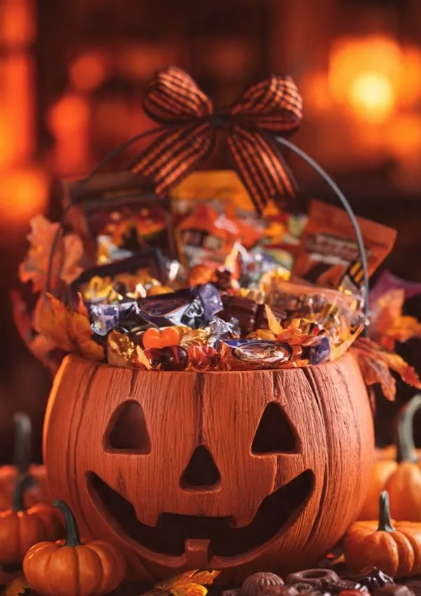 Halloween Pumpkin Gift Basket